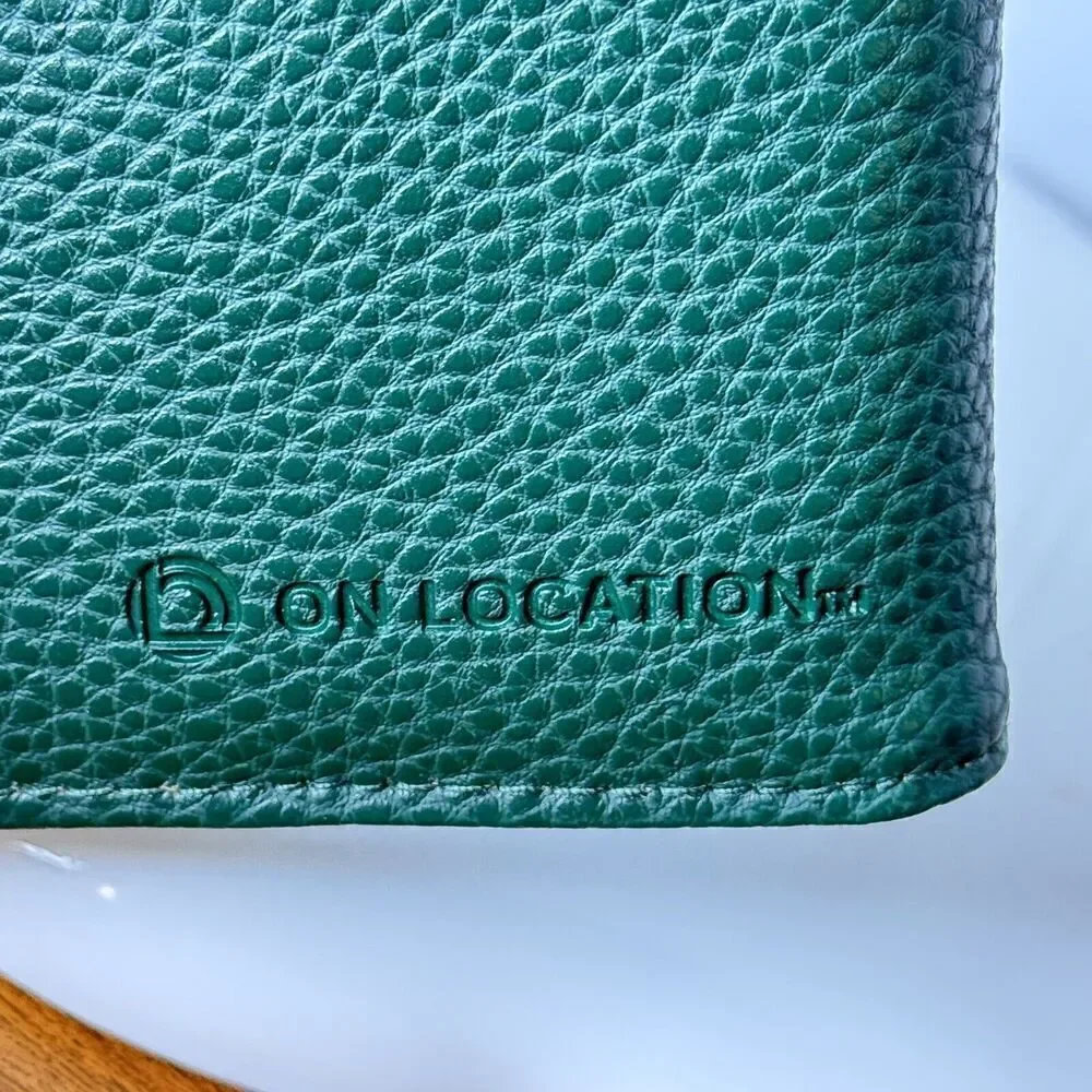 RARE Aer Lingus College Football Ireland Shamrock Classic Leather Wallet 6.5x4.5